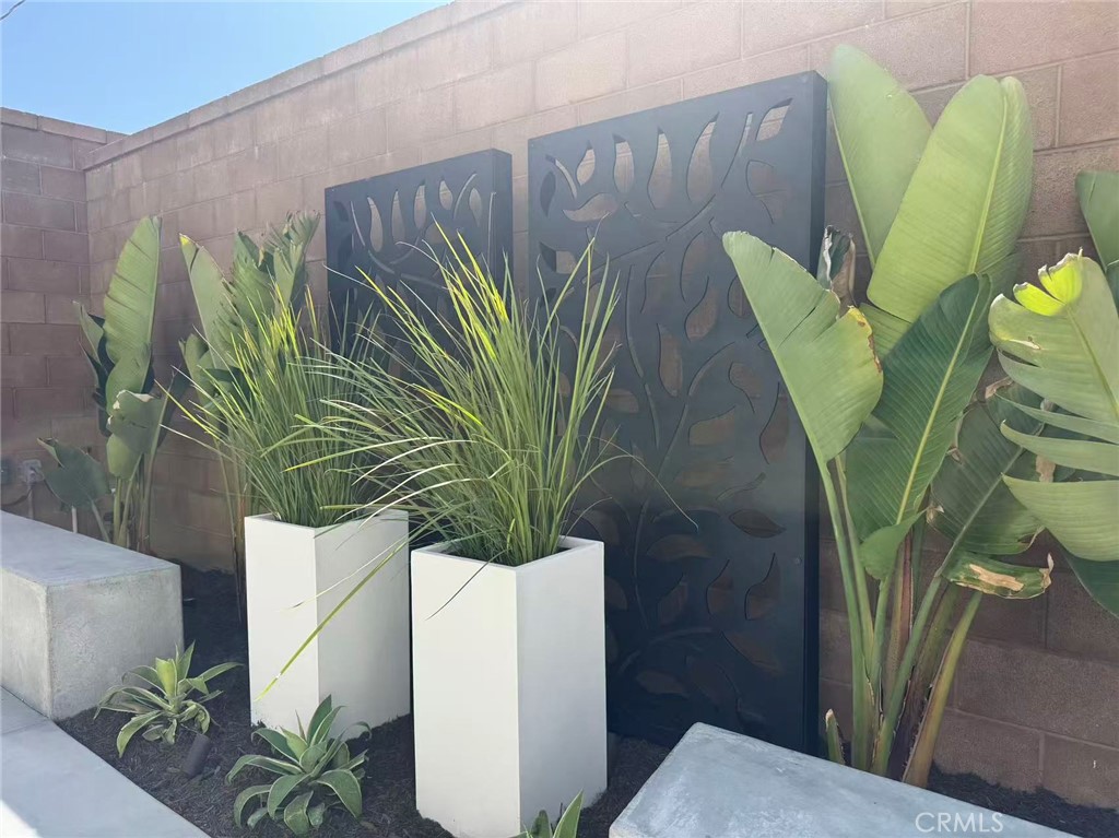 Residential for sale at 116 Eversedge, Irvine CA featuring 4 beds and 3 baths