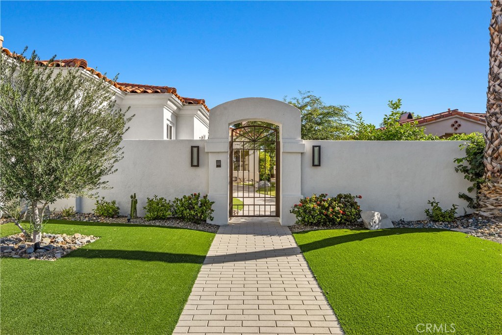 Residential for sale at 360 Tomahawk, Palm Desert CA featuring 3 beds and 4 baths