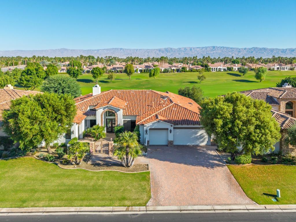 Residential for sale at 81020 Shinnecock, La Quinta CA featuring 4 beds and 4 baths