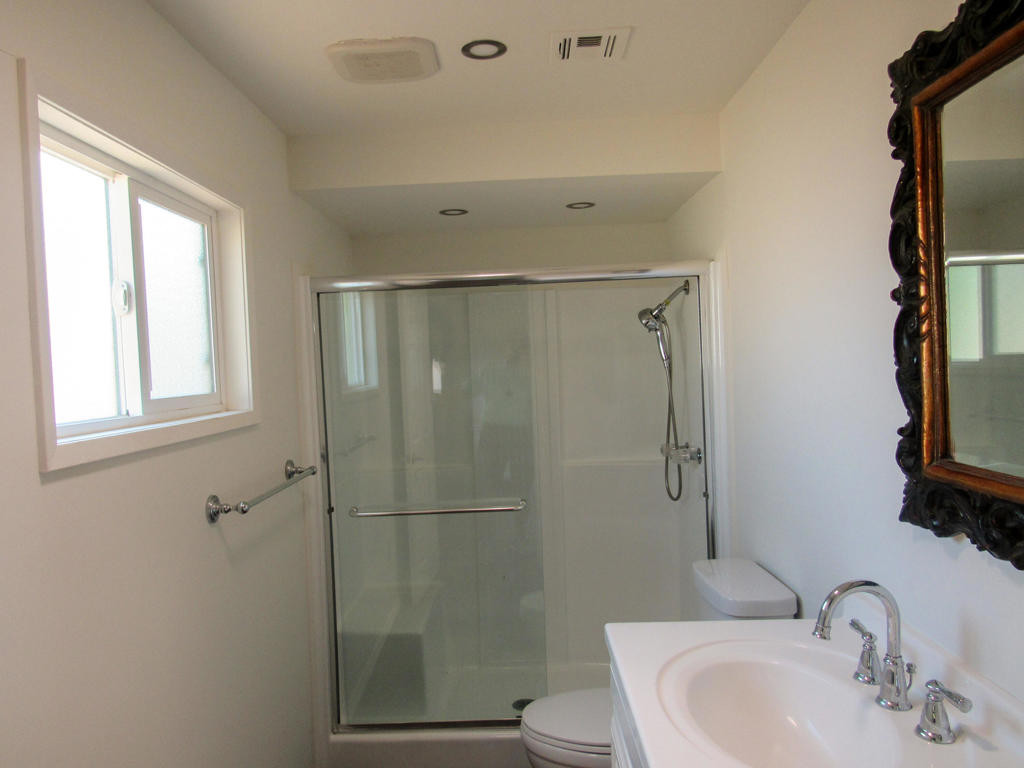 Manufactured In Park for sale at 38520 Commons Valley Drive, Palm Desert CA featuring 3 beds and 2 baths