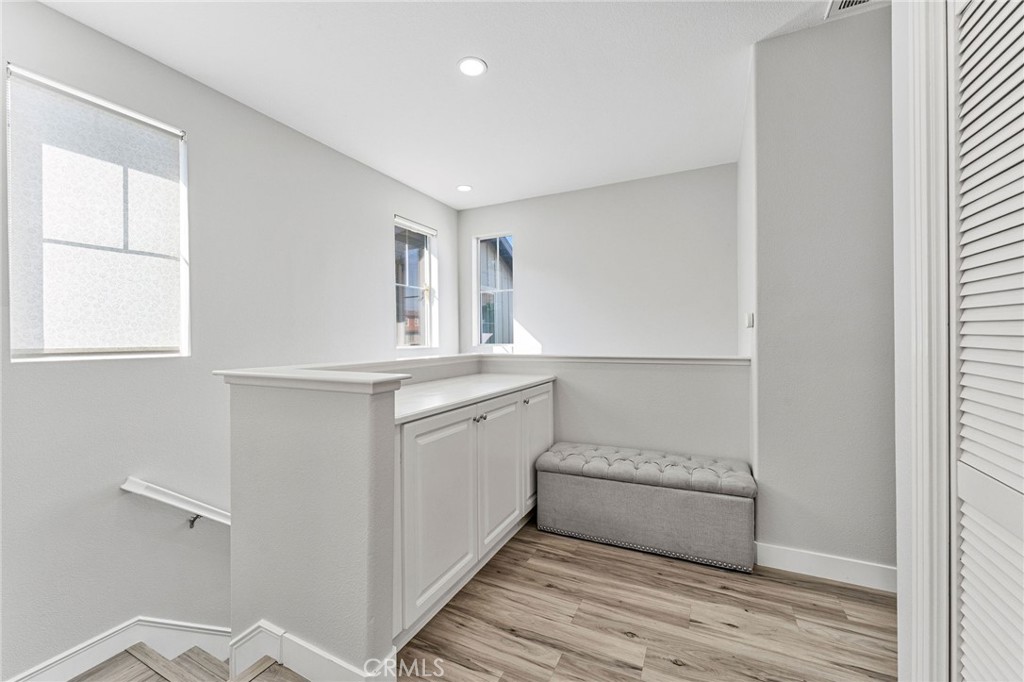 Residential Lease for rent at 330 Flyers, Tustin CA featuring 3 beds and 3 baths