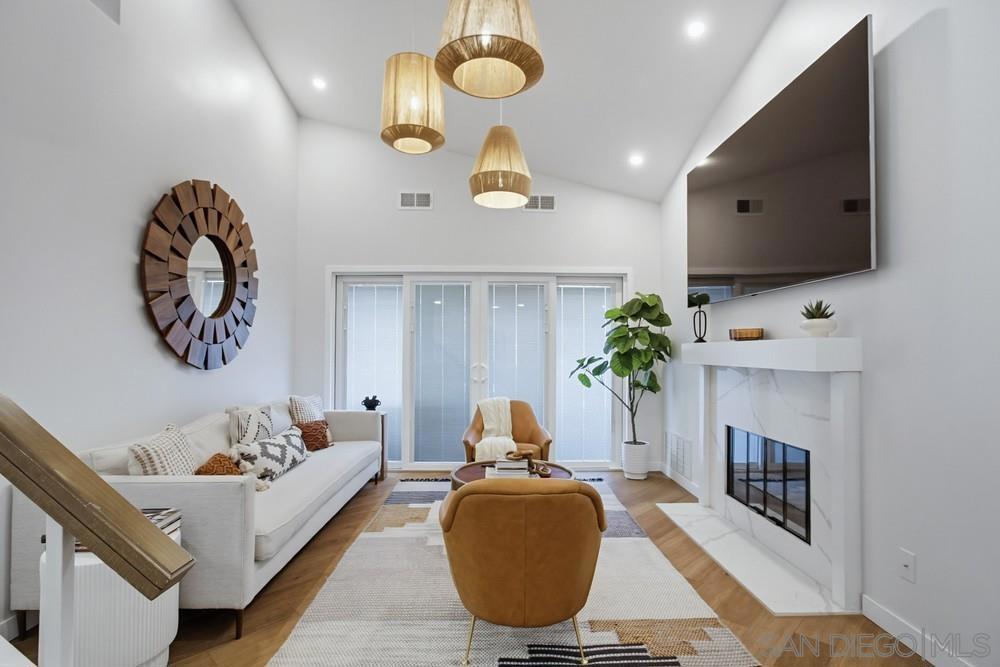 Residential Lease for rent at 7223 Camino Degrazia 75, San Diego CA featuring 2 beds and 2 baths