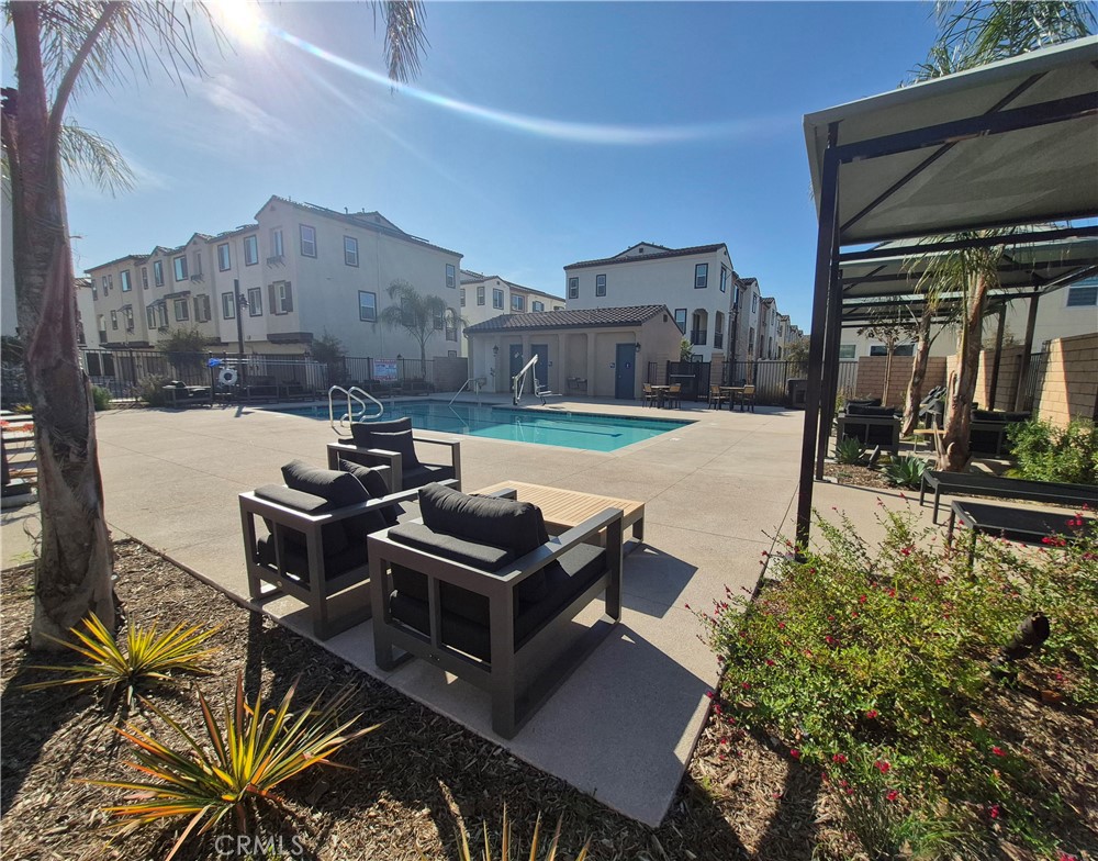 Residential Lease for rent at 2137 Cumberland, Pomona CA featuring 4 beds and 4 baths