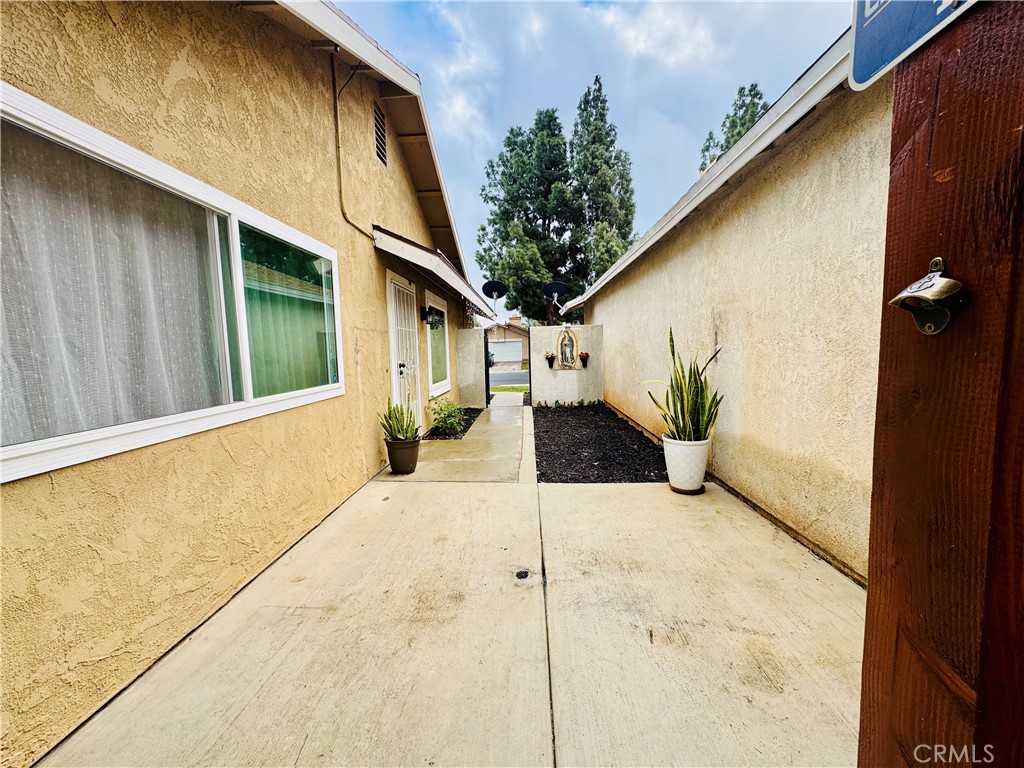 Residential for sale at 24118 Fawn, Moreno Valley CA featuring 2 beds and 2 baths