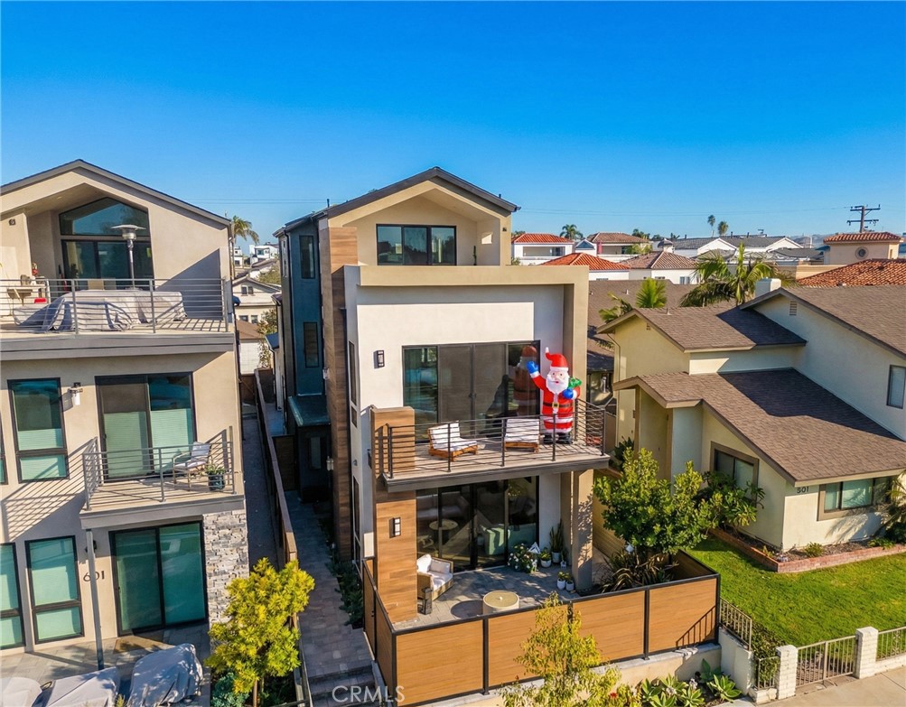 Residential for sale at 603 Delaware Street, Huntington Beach CA featuring 3 beds and 4 baths