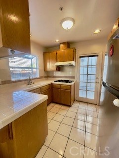 Residential Lease for rent at 418 S Monterey Street B, Alhambra CA featuring 2 beds and 3 baths