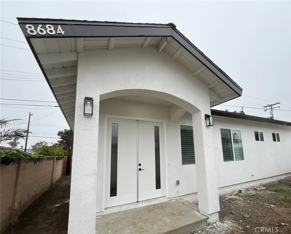 Residential Lease for rent at 8684 Oasis Ave., Westminster, Orange County CA featuring 3 beds and 2 baths