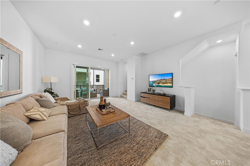 Residential for sale at 118 Abacus, Irvine CA featuring 3 beds and 4 baths