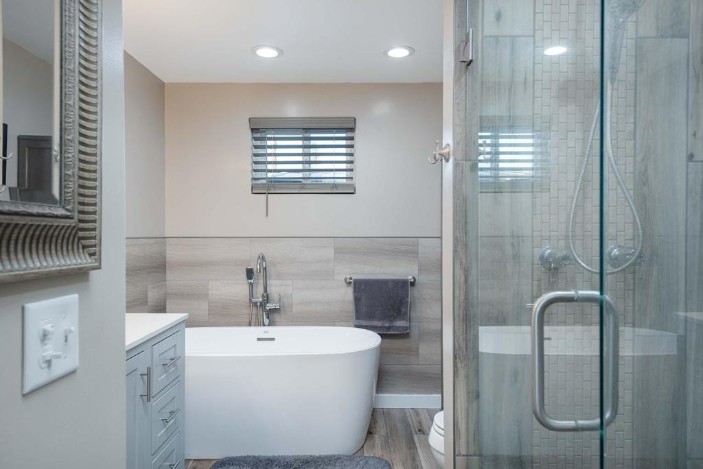 Manufactured In Park for sale at 64 Calle De Estrellas, Palm Springs CA featuring 2 beds and 2 baths