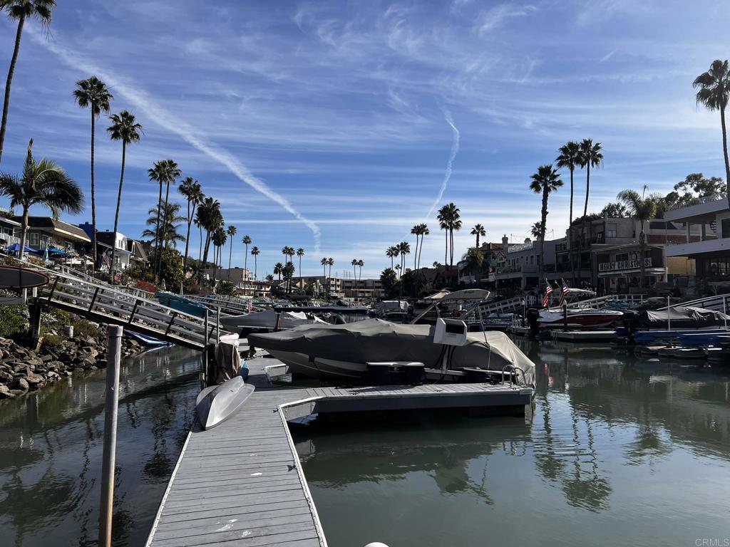 Residential Lease for rent at 4587 Cove Drive, Carlsbad CA featuring 2 beds and 3 baths