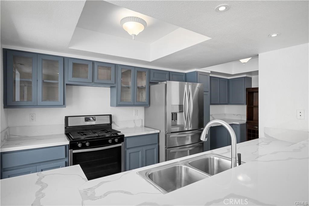Residential for sale at 11954 Mayfield Avenue 3, Los Angeles CA featuring 2 beds and 3 baths