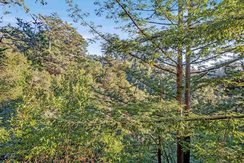 Residential for sale at 5982 5982 Ascot Dr, Oakland CA featuring 2 beds and 2 baths