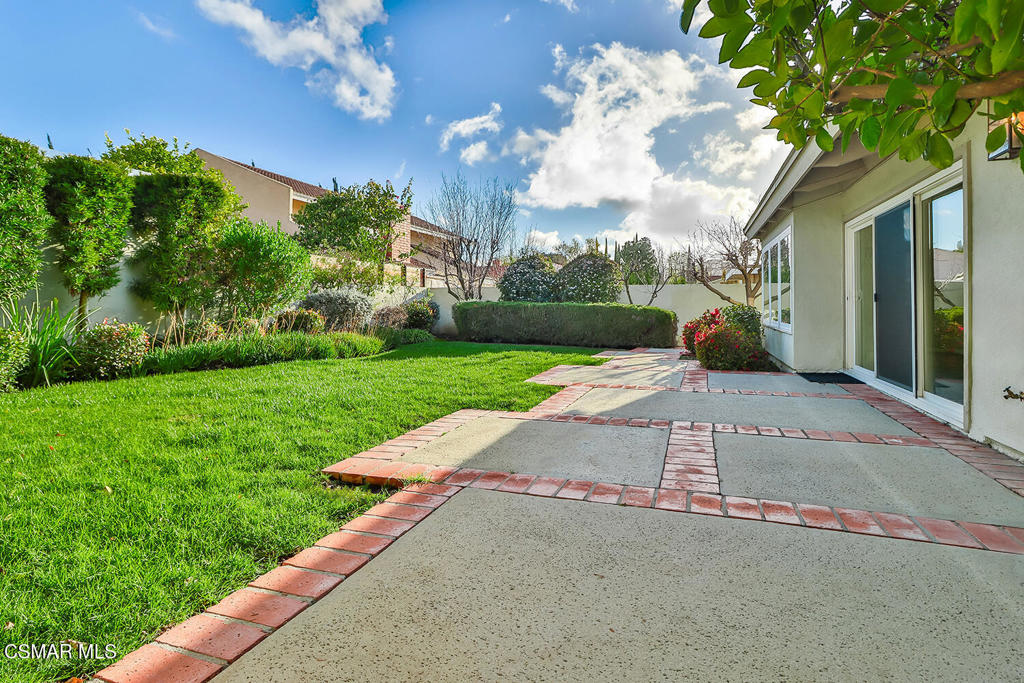 Residential Lease for rent at 1046 Barrow Court, Westlake Village CA featuring 3 beds and 2 baths