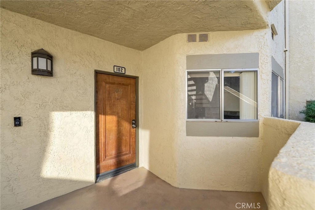 Residential for sale at 3210 Darby Street 102, Simi Valley CA featuring 2 beds and 1 bath
