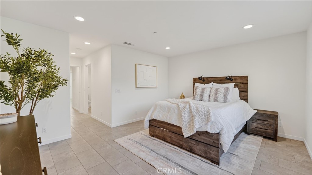 Residential for sale at 10548 Acorn Place, Los Alamitos CA featuring 3 beds and 4 baths