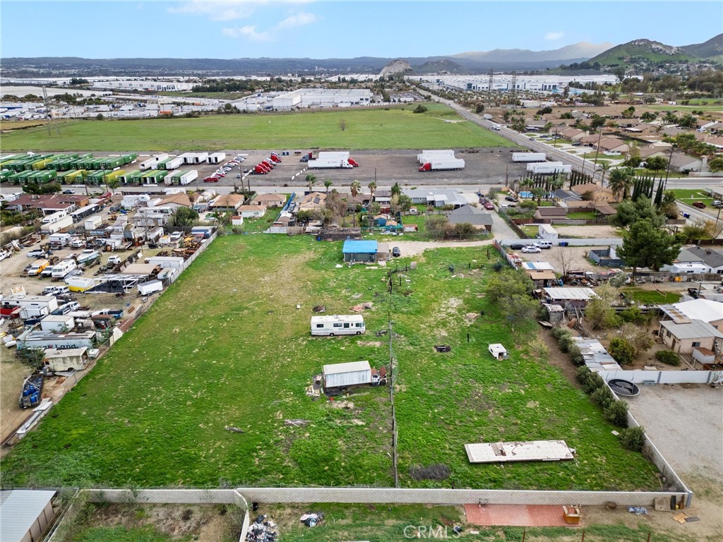 Residential for sale at 19340 Jurupa, Bloomington CA featuring 4 beds and 2 baths