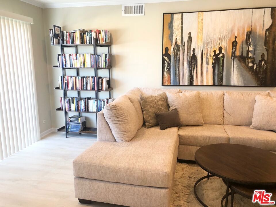 Residential for sale at 1250 N Kings Road 506, West Hollywood CA featuring 1 bed and 1 bath