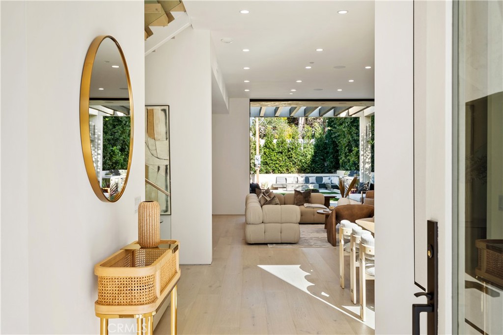 Residential for sale at 10840 Queensland, Los Angeles CA featuring 4 beds and 5 baths