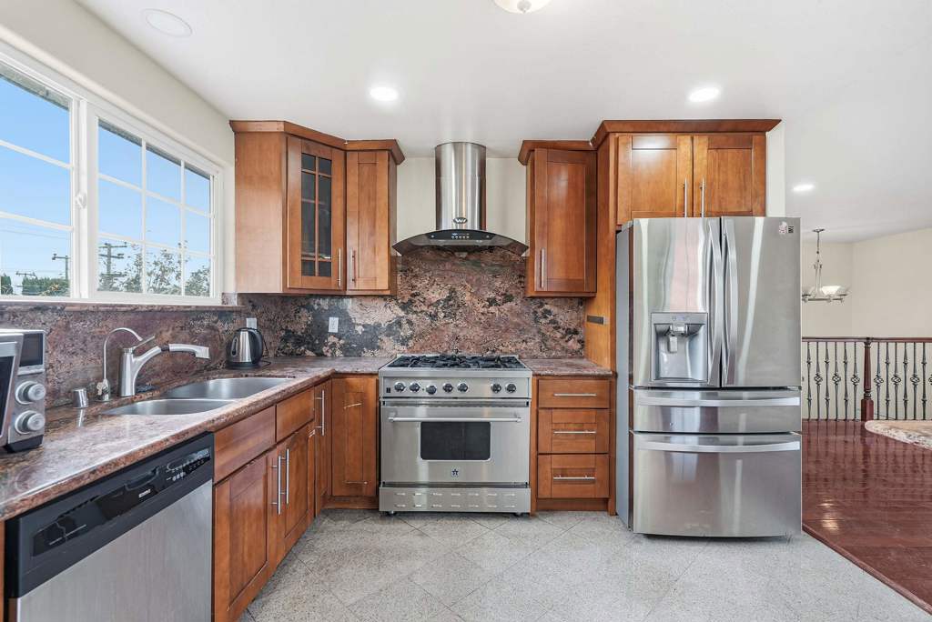 Residential for sale at 4316 Bidwell Dr., Fremont CA featuring 7 beds and 3 baths