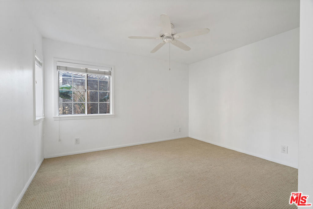 Residential Lease for rent at 4324 Willow Glen Street, Calabasas CA featuring 3 beds and 3 baths