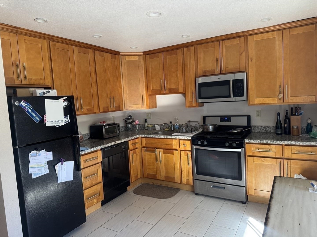 Residential Income for sale at 2031 2031 Lee AVE, Napa CA