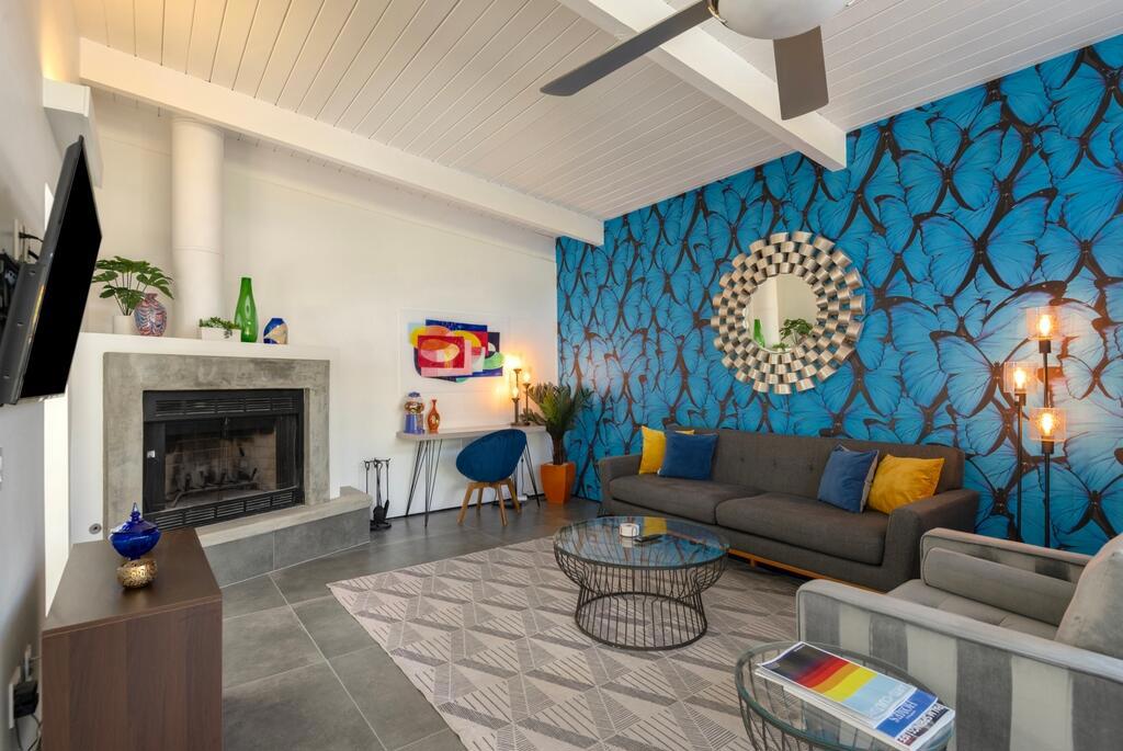 Residential for sale at 302 E Racquet Club Road, Palm Springs CA featuring 3 beds and 2 baths