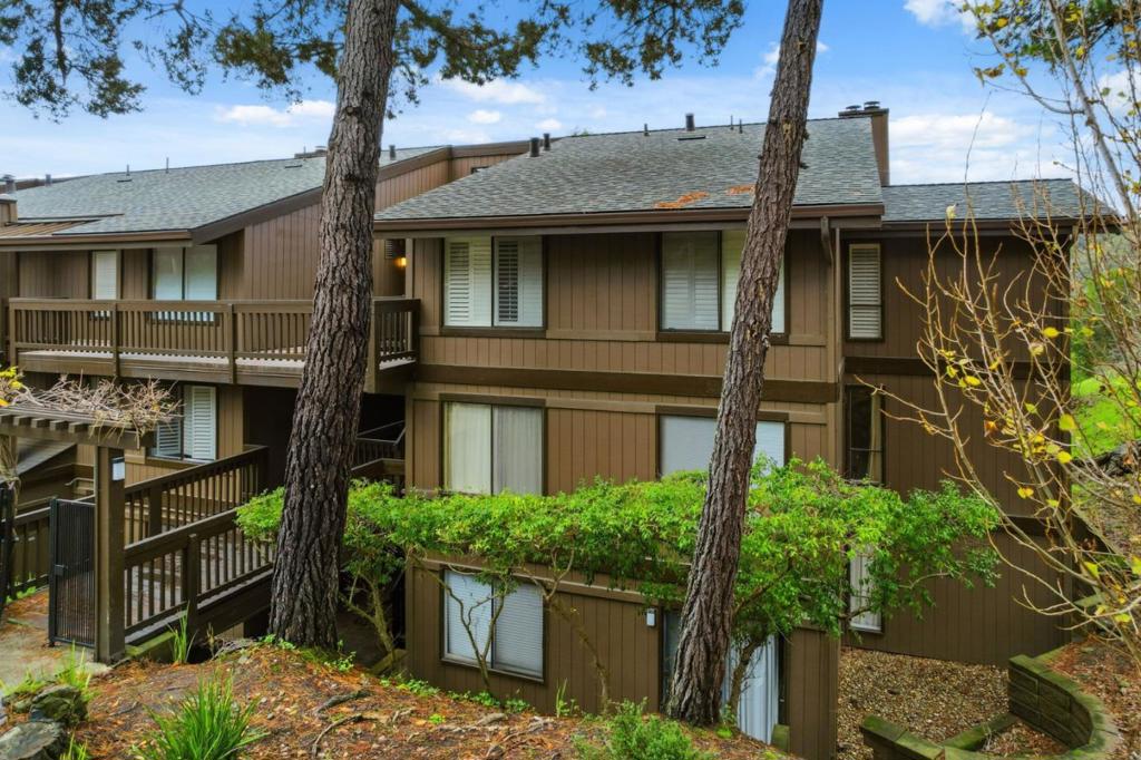 Residential for sale at 3387 Brittan Avenue 2, San Carlos CA featuring 2 beds and 2 baths