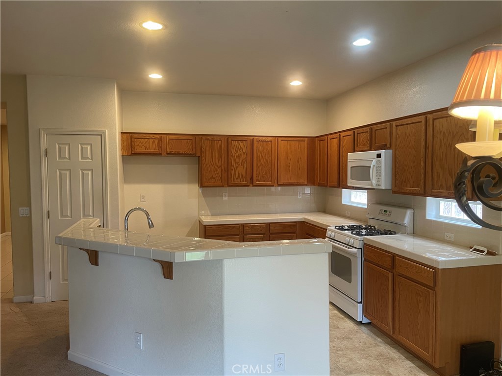 Residential for sale at 3583 Sarasota, Merced CA featuring 3 beds and 2 baths