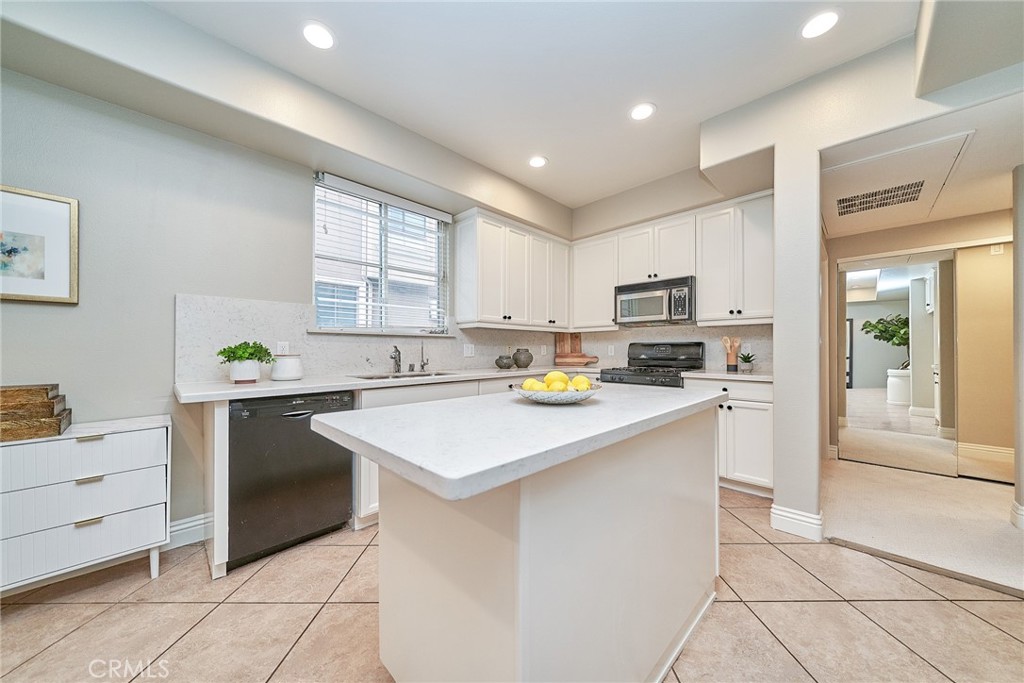 Residential for sale at 681 S Norton Avenue 107, Los Angeles CA featuring 4 beds and 4 baths