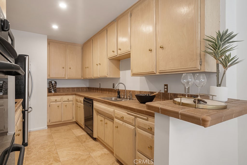 Residential for sale at 419 N Oakhurst Drive 102, Beverly Hills CA featuring 2 beds and 2 baths