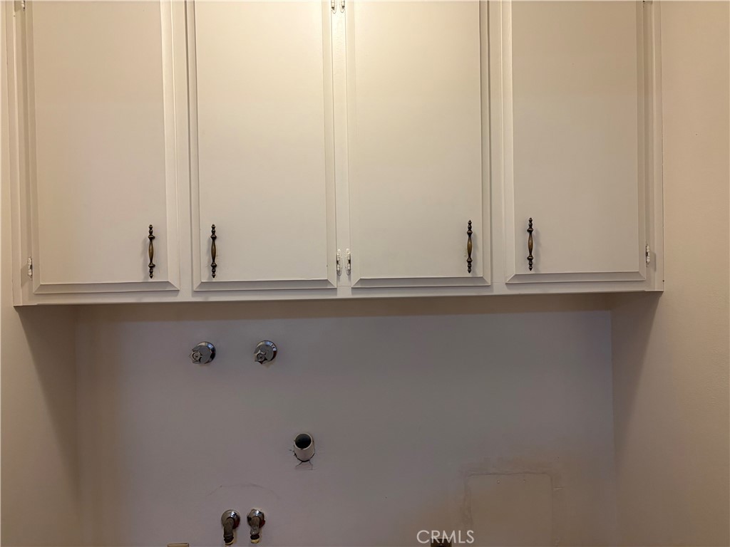 Residential for sale at 524 Casa, Paradise CA featuring 2 beds and 2 baths