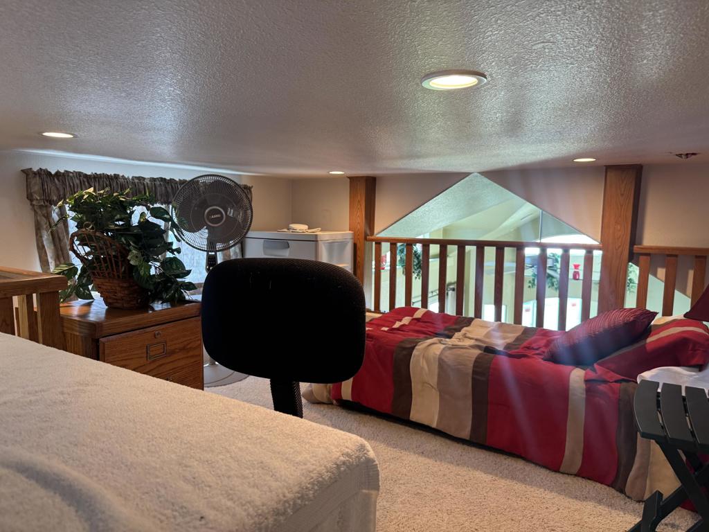 Manufactured In Park for sale at 84136 Avenue 44 523, Indio CA featuring 1 bed and 1 bath