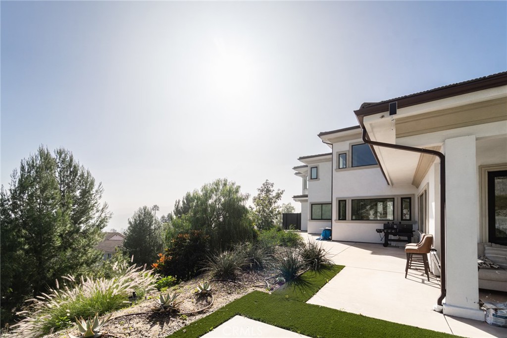 Residential for sale at 5340 Avenida De Michelle, Yorba Linda CA featuring 6 beds and 6 baths