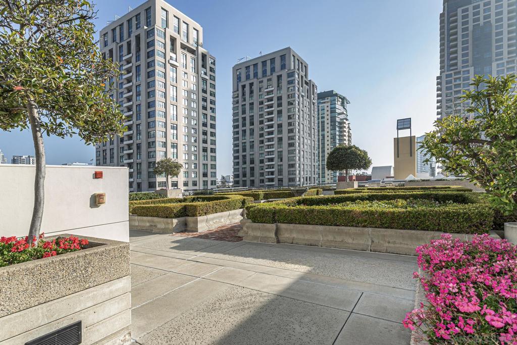 Residential for sale at 700 Front Street 501, San Diego CA featuring 2 beds and 3 baths