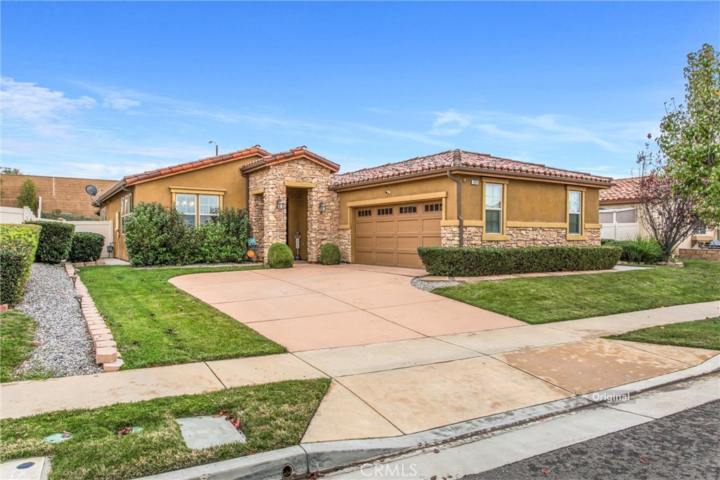 Residential for sale at 1265 Heritage, Calimesa CA featuring 3 beds and 3 baths