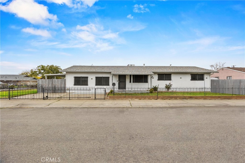 Residential for sale at 7701 39th, Sacramento CA featuring 5 beds and 3 baths