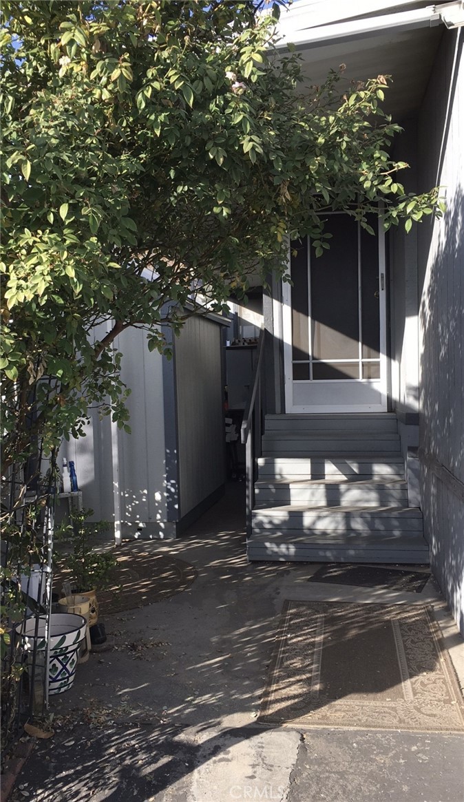 Manufactured In Park for sale at 1020 BRADBOURNE Avenue 71, Duarte CA featuring 1 bed and 1 bath