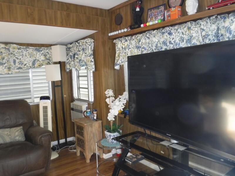 Manufactured In Park for sale at 84250 Indio Springs Parkway 275, Indio CA featuring 1 bed