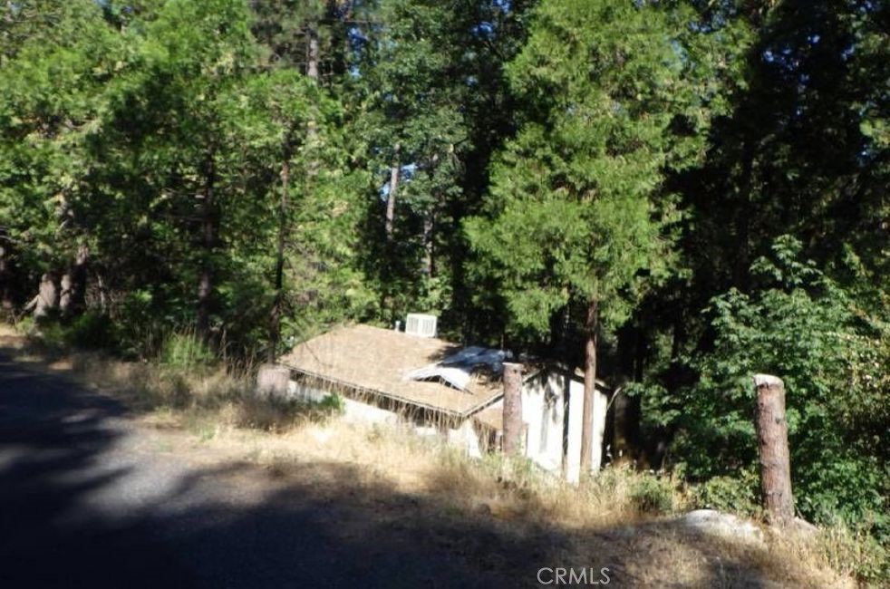 Residential for sale at 17166 Smokey River, Sonora CA featuring 3 beds and 2 baths
