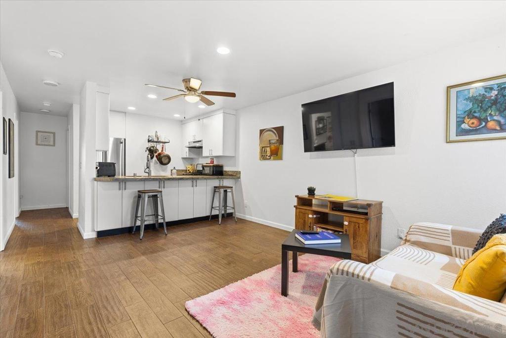 Residential for sale at 227 50th St 11, San Diego CA featuring 3 beds and 2 baths