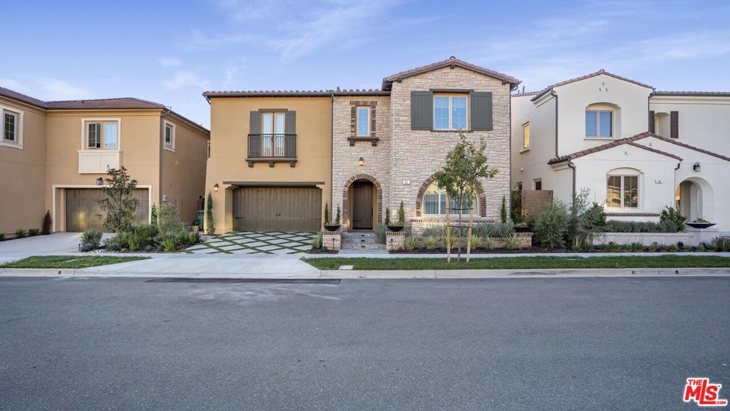 Residential Lease for rent at 62 Poncho, Irvine CA featuring 4 beds and 5 baths
