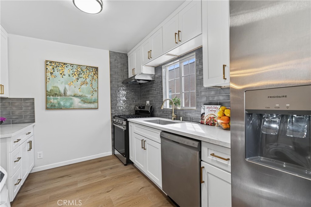 Residential for sale at 1960 Chariton Street, Los Angeles CA featuring 7 beds and 5 baths