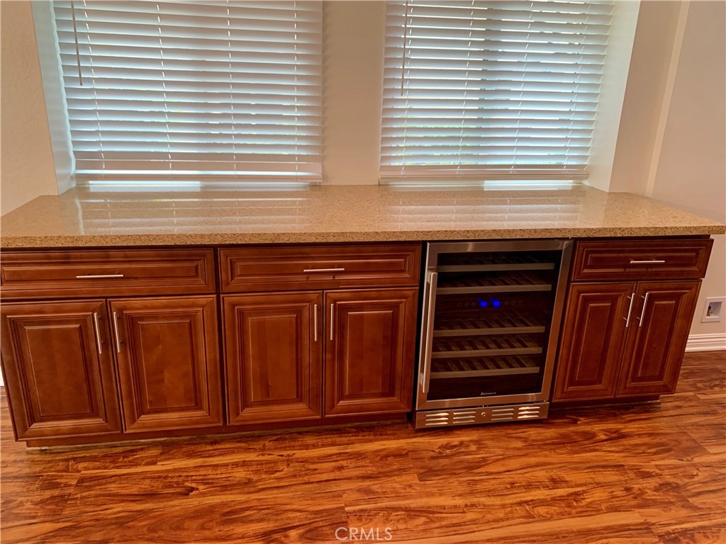 Residential Lease for rent at 7896 Seabreeze, Huntington Beach CA featuring 2 beds and 3 baths