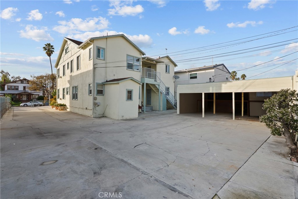 Residential Income for sale at 1322 S Van Ness, Los Angeles CA