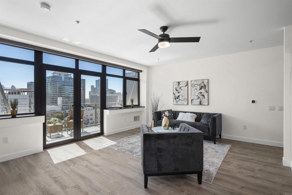 Residential Lease for rent at 1551 4Th Avenue 611, San Diego CA featuring 2 beds and 2 baths