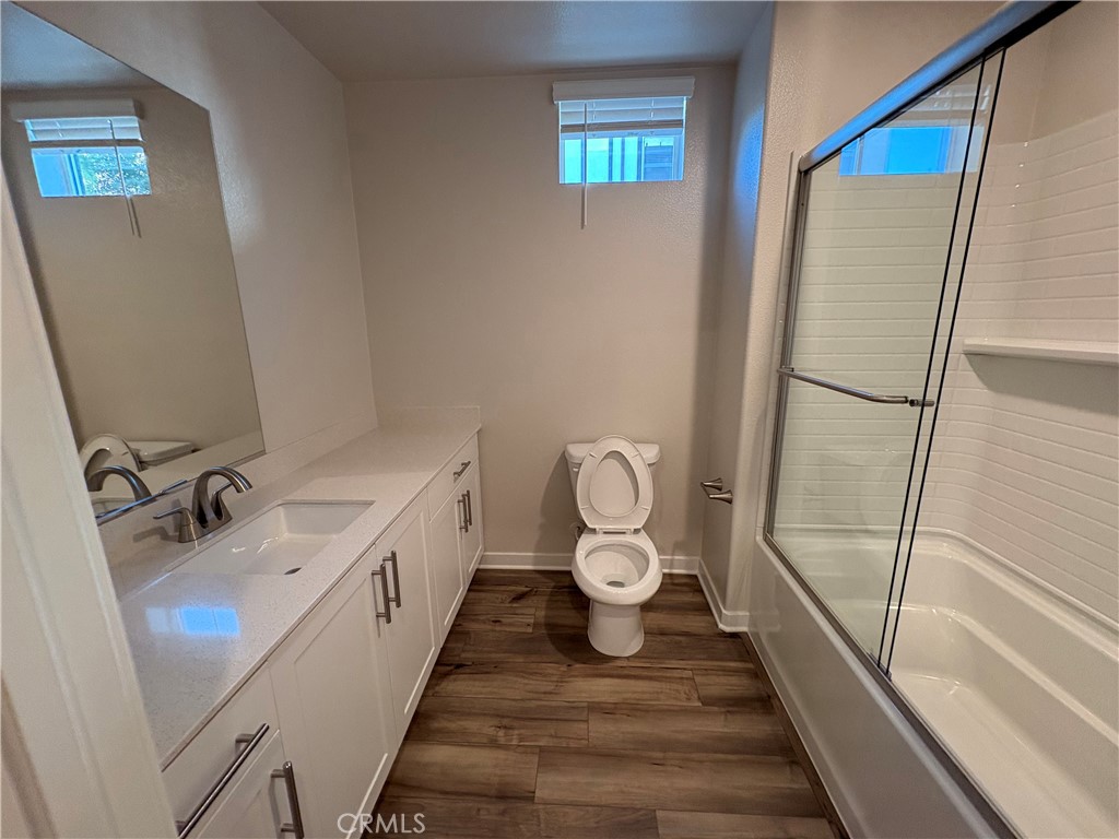 Residential Lease for rent at 9511 Hannah Way, Riverside CA featuring 4 beds and 4 baths