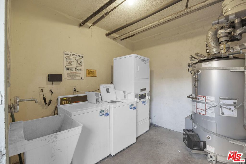 Residential Income for sale at 4906 August Street, Los Angeles CA featuring 22 beds and 26 baths
