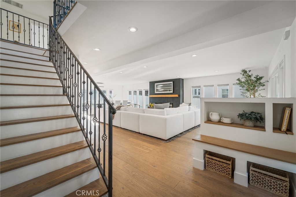 Residential for sale at 5115 West Boulevard, Los Angeles CA featuring 6 beds and 5 baths