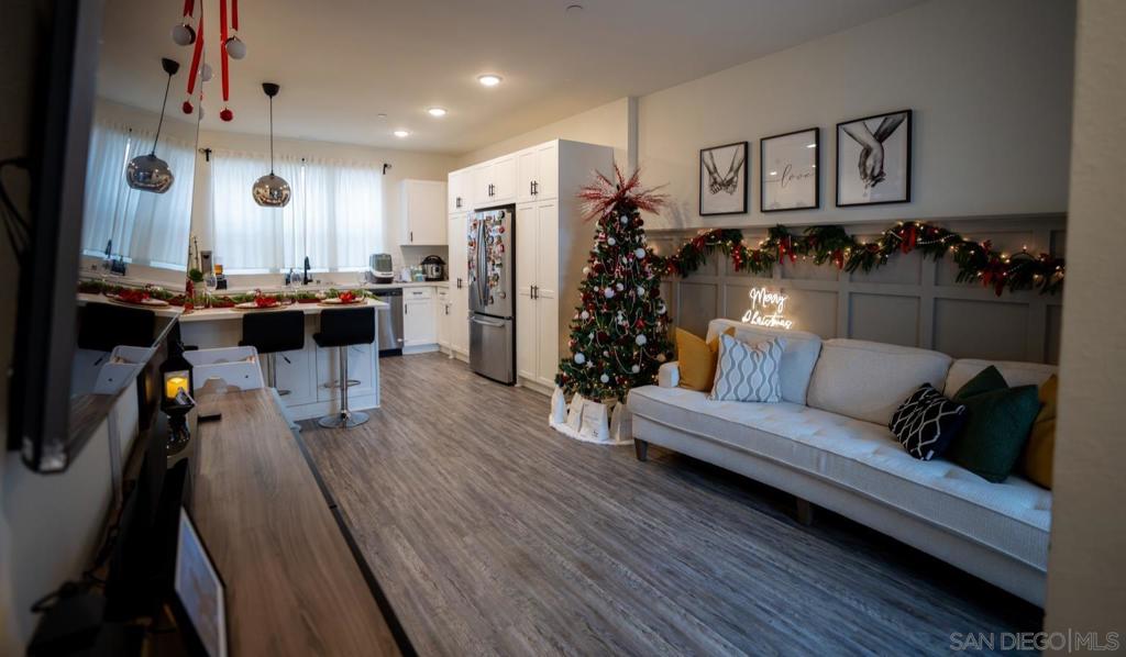 Residential for sale at 5300 CALLE ROCKFISH 2, San Diego CA featuring 2 beds and 3 baths