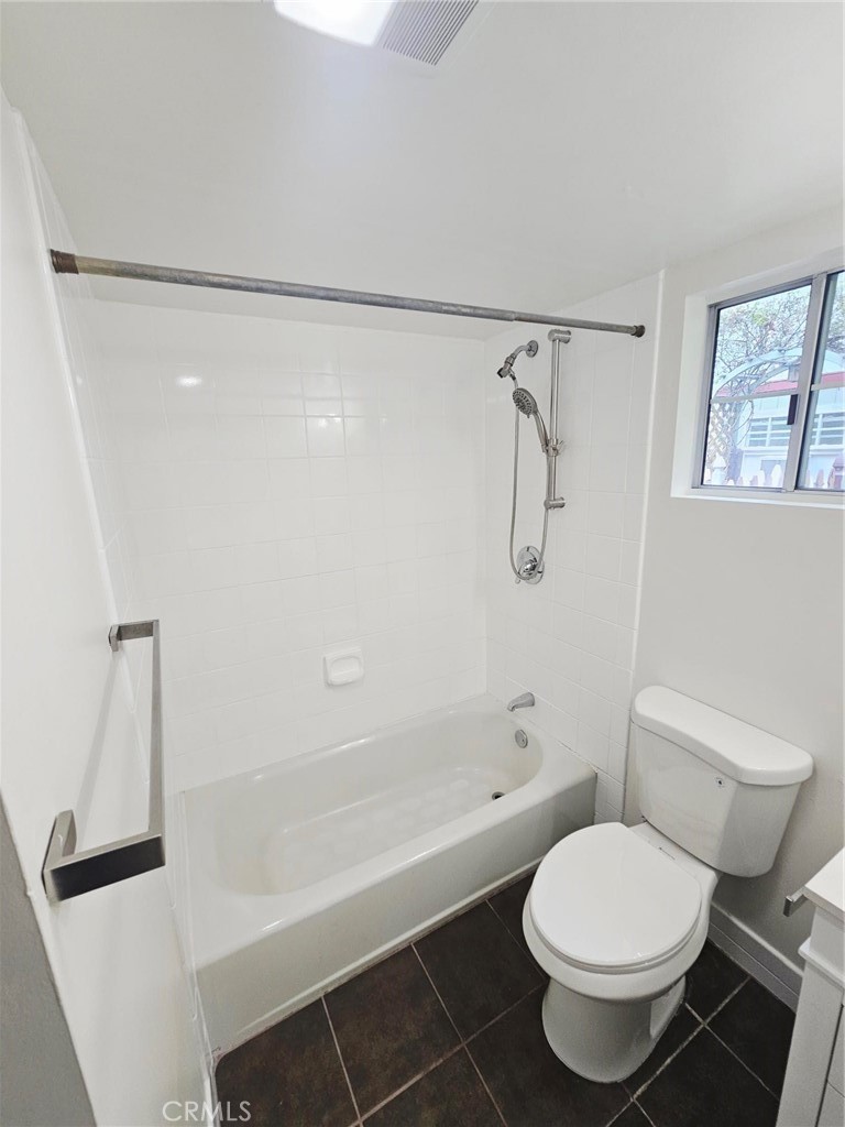 Residential Lease for rent at 520 Audubon Way, Sierra Madre CA featuring 1 bed and 1 bath